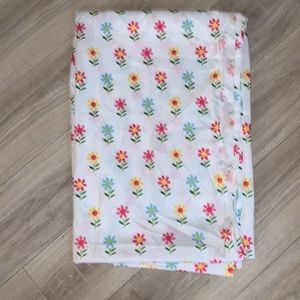 Mainstays Kids white floral twin flat top sheet